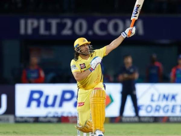 Should MS Dhoni play IPL 2025?