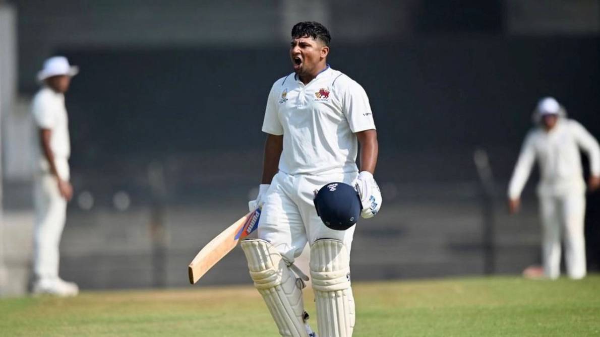 Sarfaraz Khan Mocks Kuldeep by recreating Javed Miandad's Iconic jump in Duleep Trophy