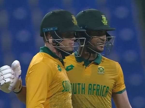 South Africa beat Ireland in the 1st T20I