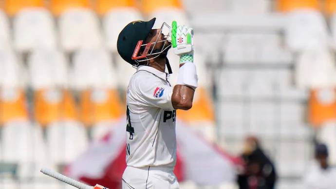 Shan Masood likely to be sacked as Pakistan Test captain