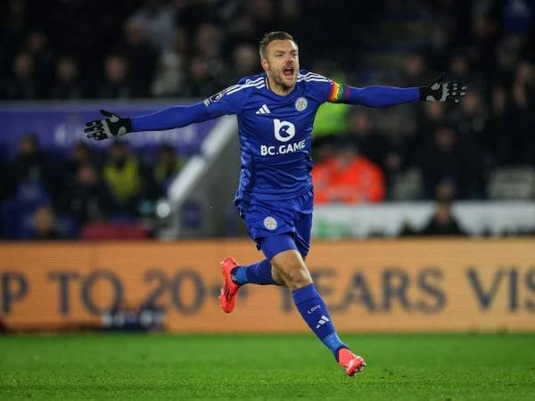 Leicester City beats West Ham