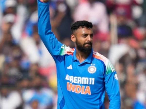 Varun Chakravarthy misses out for the third and final ODI match against England