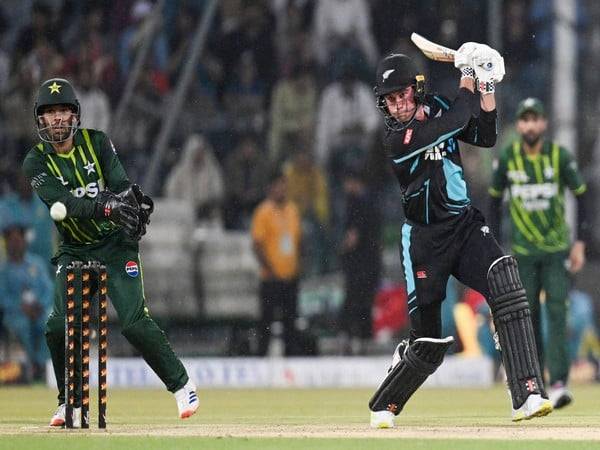 New Zealand and Pakistan players in action (Photo: ICC)