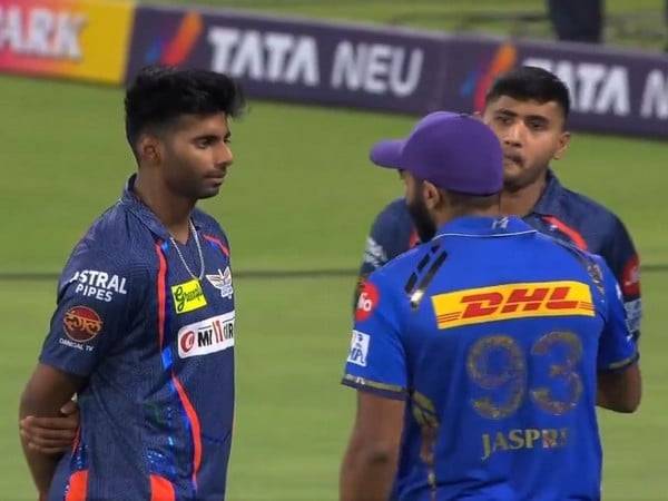 Jasprit Bumrah seen giving advice to Mayank Yadav and Yash Thakur (Photo: IPL/X)