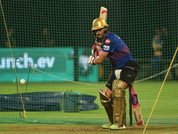 Royal Challengers Bengaluru skipper Faf du Plessis during training session (Image: RCB media)