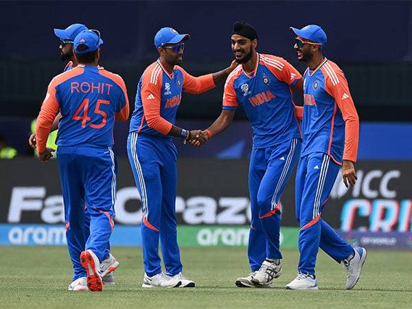 Arshdeep Singh (right). (Photo- BCCI X)