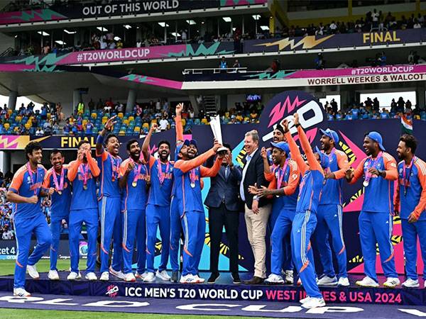 Team India posing with the trophy. (Photo- ICC X)