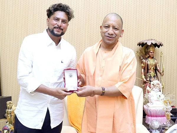 Kuldeep Yadav and Yogi Adityanath (Photo: Yogi Adityanath/X)