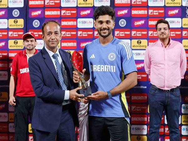 Nitish Kumar Reddy taking his 'Player of the Match' award. (Photo- BCCI)