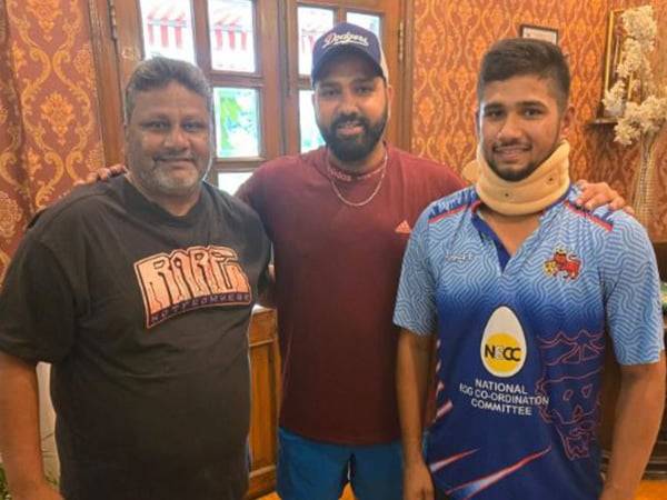 Rohit Sharma with Musheer and Naushad Khan. (Photo- Musheer Khan Instagram)