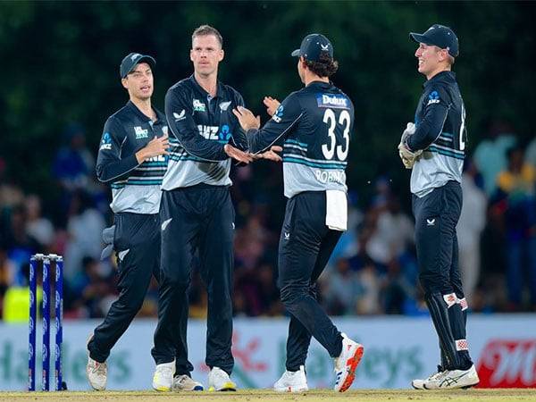 Lockie Ferguson celebrating with his teammates (Photo: New Zealand Cricket)