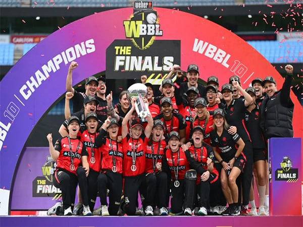 Team Melbourne Renegades celebrating after winning Womens Big Bash League 2024. (Picture: X/@WBBL)