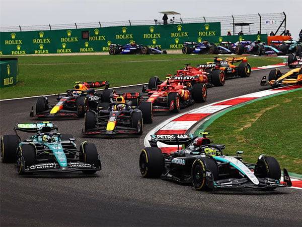 Formula 1 cars in action. (Picture: F1)