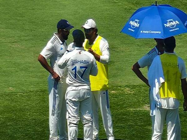 Rohit Sharma with Jasprit Bumrah and Rishabh Pant (Photo: X/ @ImRaina)