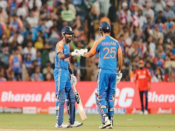 Hardik Pandya and Shivam Dube. (Picture: X/@BCCI)