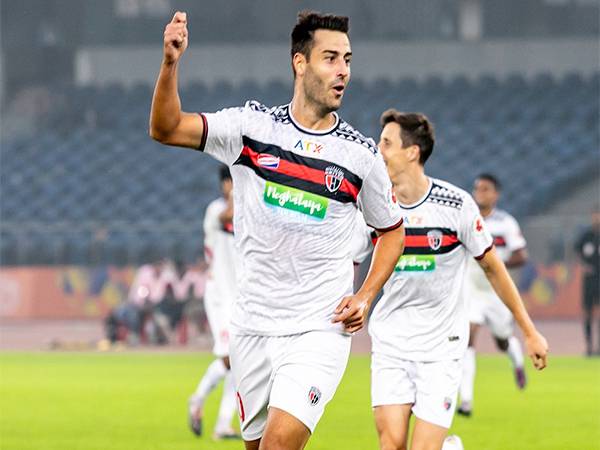 NEUFC's Nestor Albiach celebrating after scoring (Picture: ISL Media)