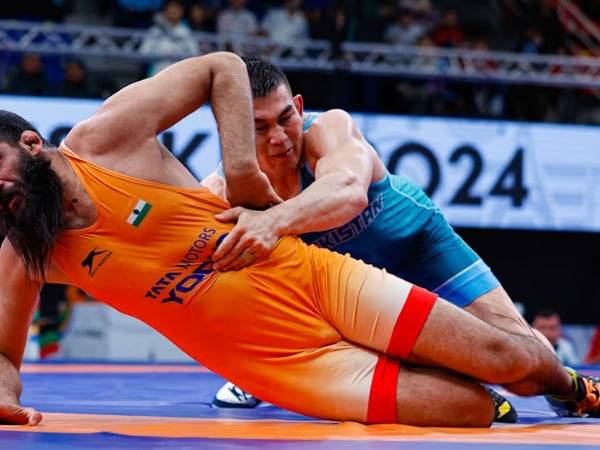 Wrestling at the 2024 Olympics