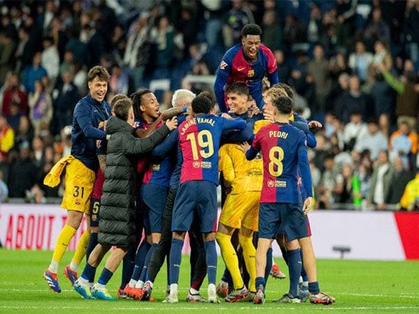 Barcelona celebrating after win (Photo- Barcelona X)